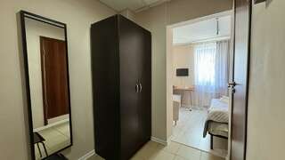 Гостиница Комфорт Уфа Номер стандарт плюс с 1 двуспальной кроватью-11