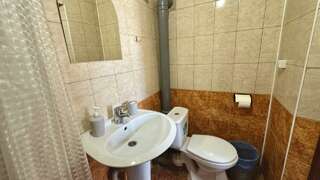 Гостиница Комфорт Уфа Номер стандарт плюс с 1 двуспальной кроватью-17